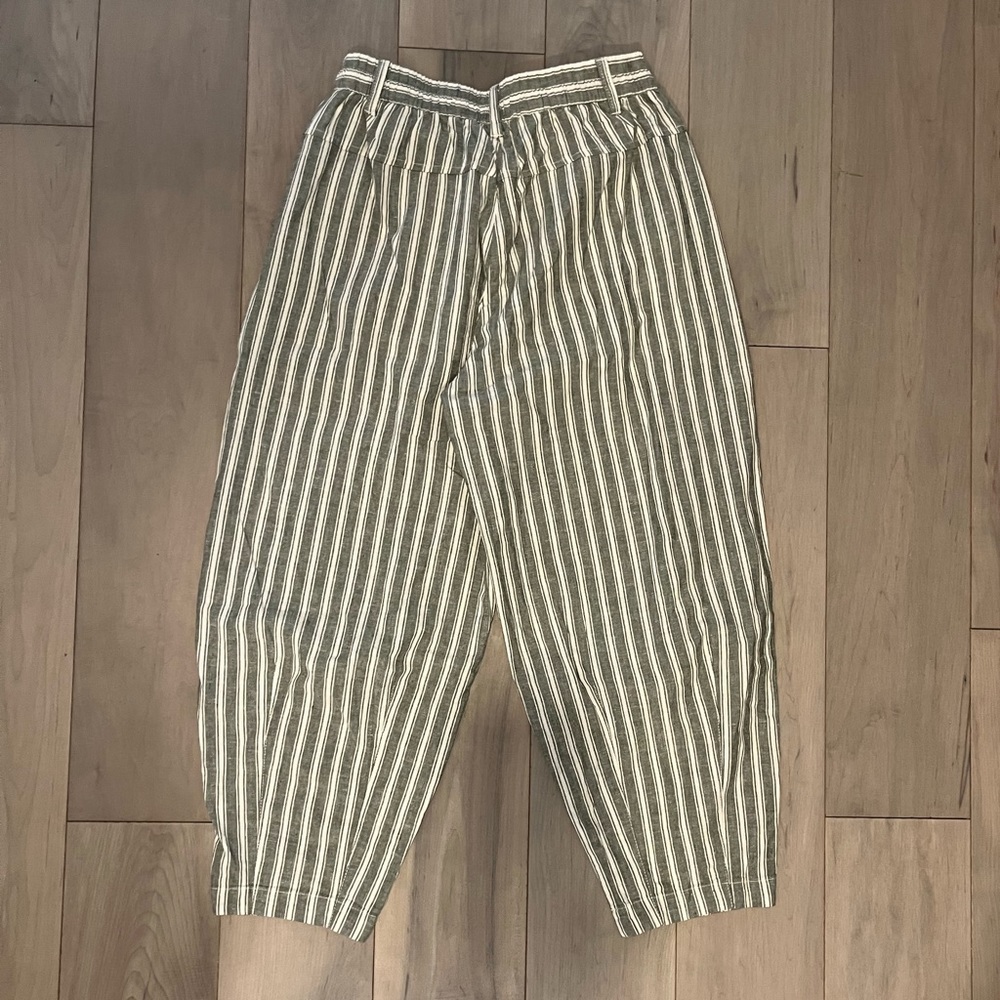 URBAN STRIPPED CAPRIS